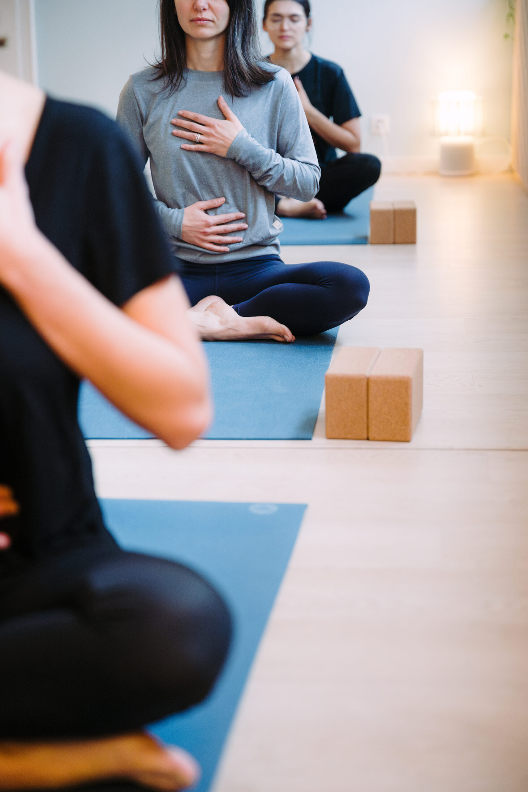 2024_Branding_Flowing_Moms_Dezember_Tag01_3062_100dpi_sRGB