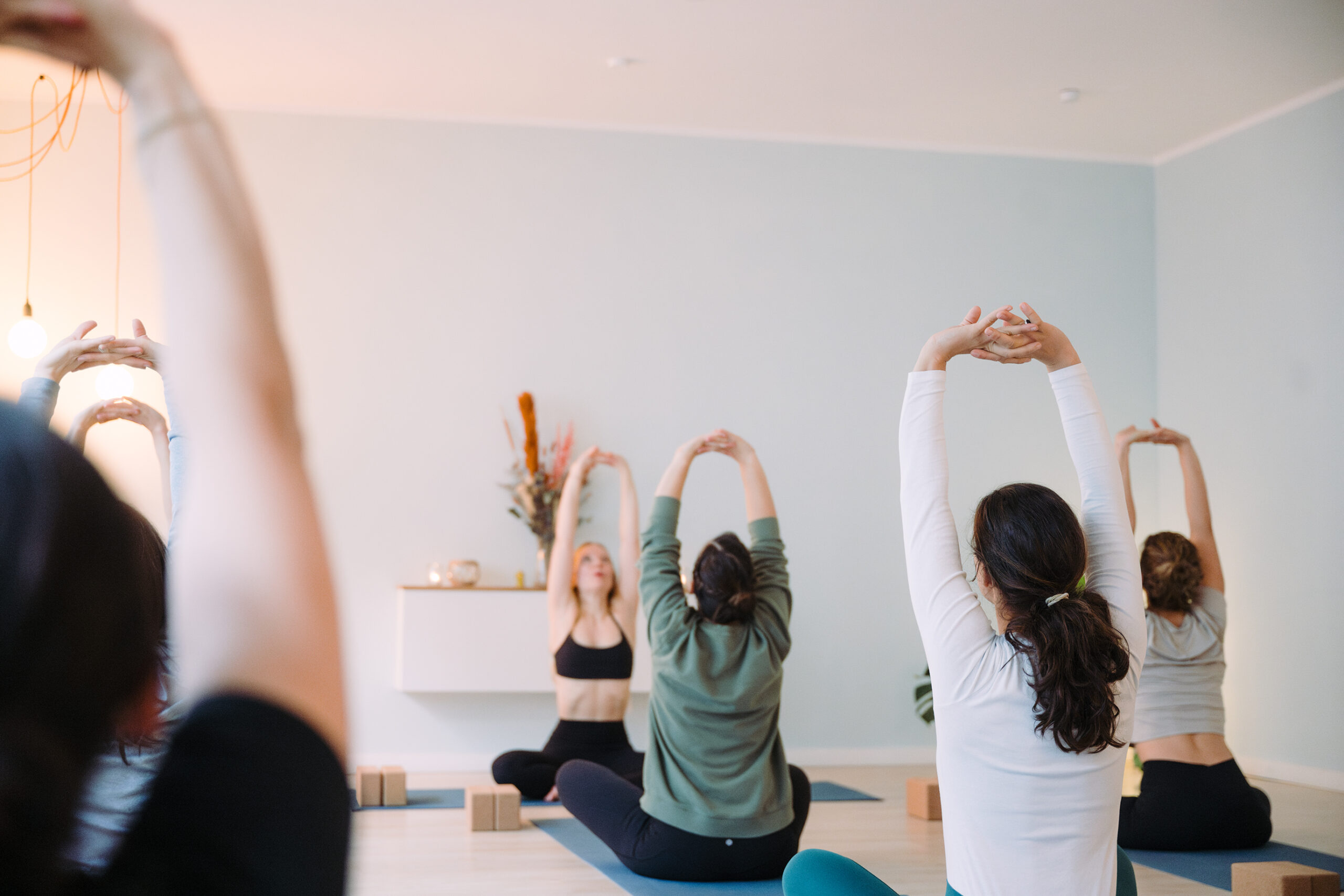 2024_Branding_Flowing_Moms_Dezember_Tag01_3194_100dpi_sRGB