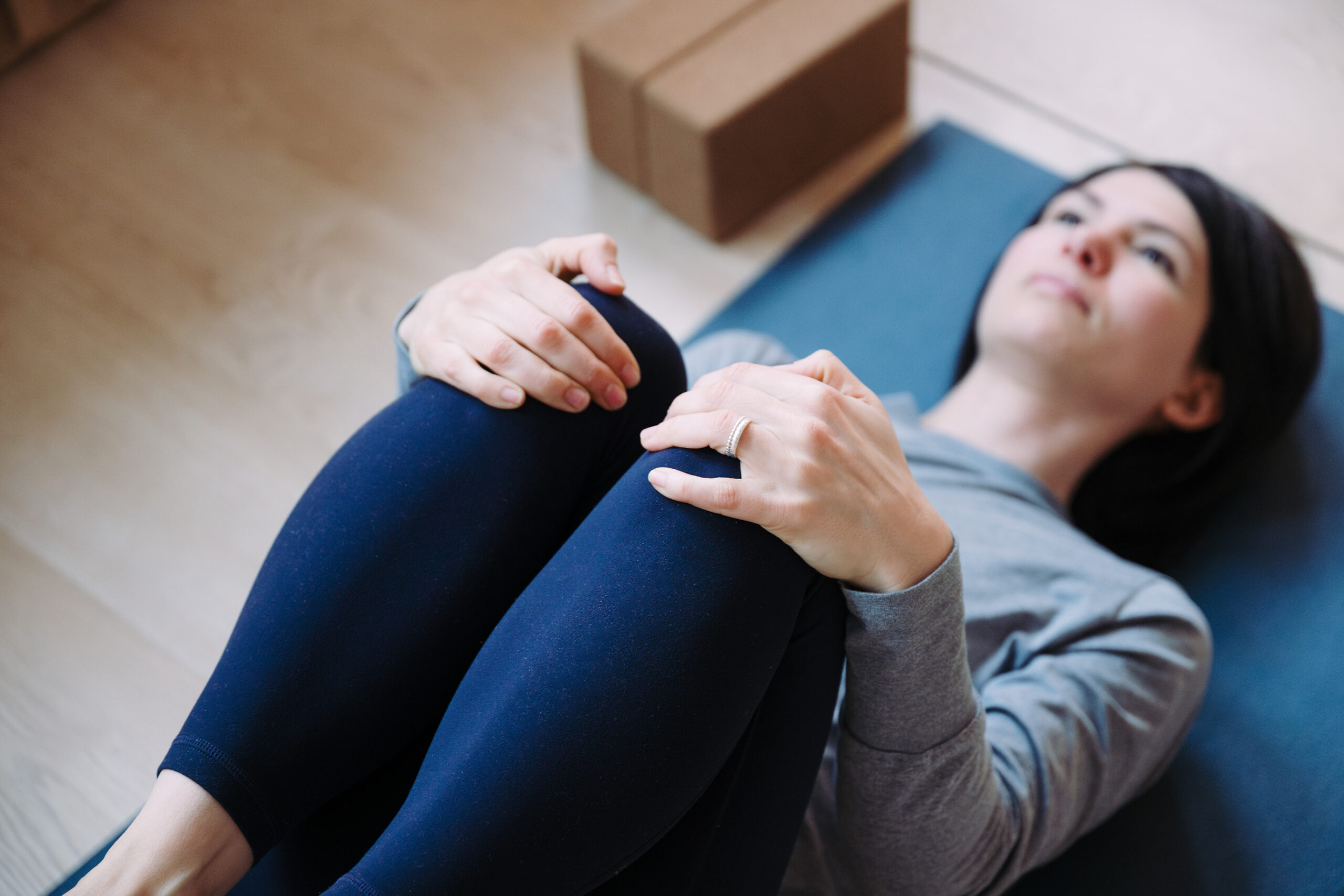 2024_Branding_Flowing_Moms_Dezember_Tag01_4257_100dpi_sRGB